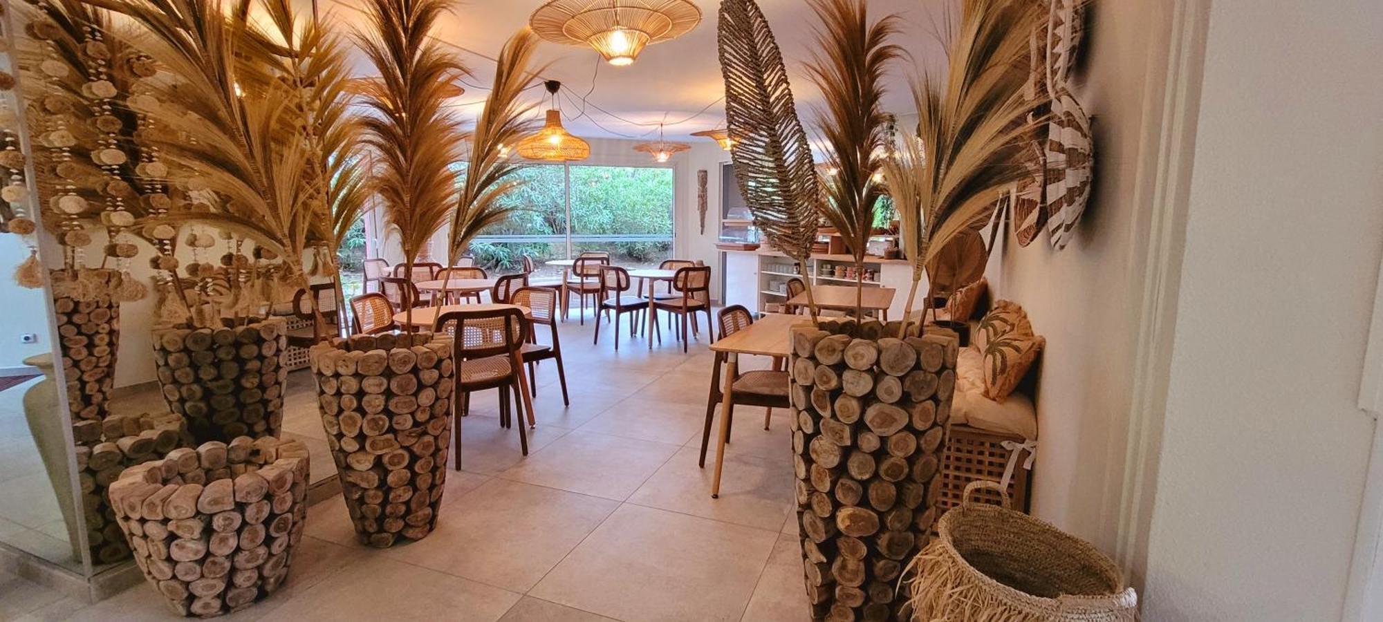 Hotel Tennis International Agde Exterior photo